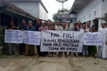 Perkumpulan Ustadz Dukung Firli Bahuri dari Kecamatan Kaliwates, Kabupaten Jember, Jawa Timur